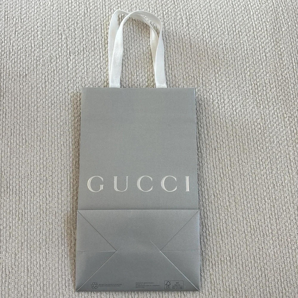 Gucci gift bag 2025 bal Harbour shops Gucci
